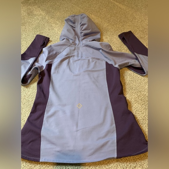 Stoneware Designs 1/4 zip with hood - Picture 3 of 4